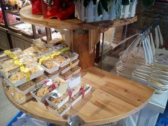 -昆明冠生园·蛋糕·面包(南强街店)