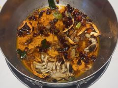 -七欣天香辣蟹火锅(闵行浦江欢乐颂店)