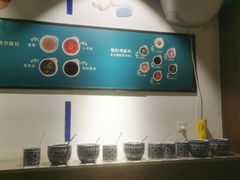 -尚尚仙·酸汤猪手·猪肚鸡火锅(华联万柳购物中心店)