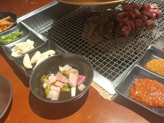 -肉甲韩国木炭烤肉(新壹街1店)