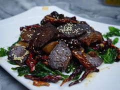 -蔼若春.传承三十年云南菜(金碧公园店)