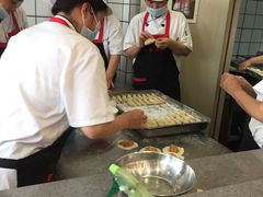 -小姜锅贴(凤凰街店)