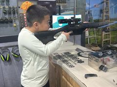 -都市枪神实弹射击俱乐部
