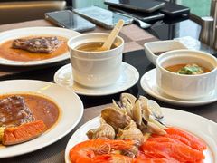 -大中华希尔顿酒店-念自助餐·海南美食·三文鱼