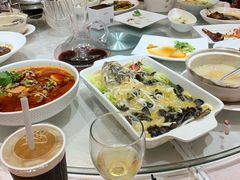 -品悦酒店(三林古镇店)