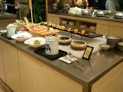 自助取餐区-北京王府井希尔顿酒店·万斯阁西餐厅