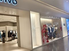 -URBAN REVIVO(西安Momopark店)