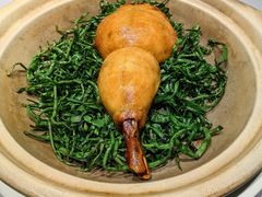葱烤八宝葫芦鸭-屋里厢上海菜馆