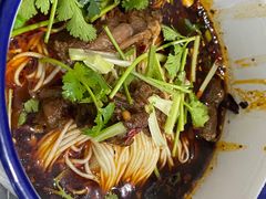 坨坨牛肉面-山城盅盅面