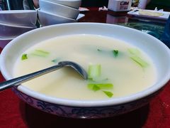 -蒙亨·阿木图赛(乌兰察布天恒广场店)