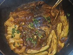 -咱屯子铁锅炖直营店(道东大鹰店)