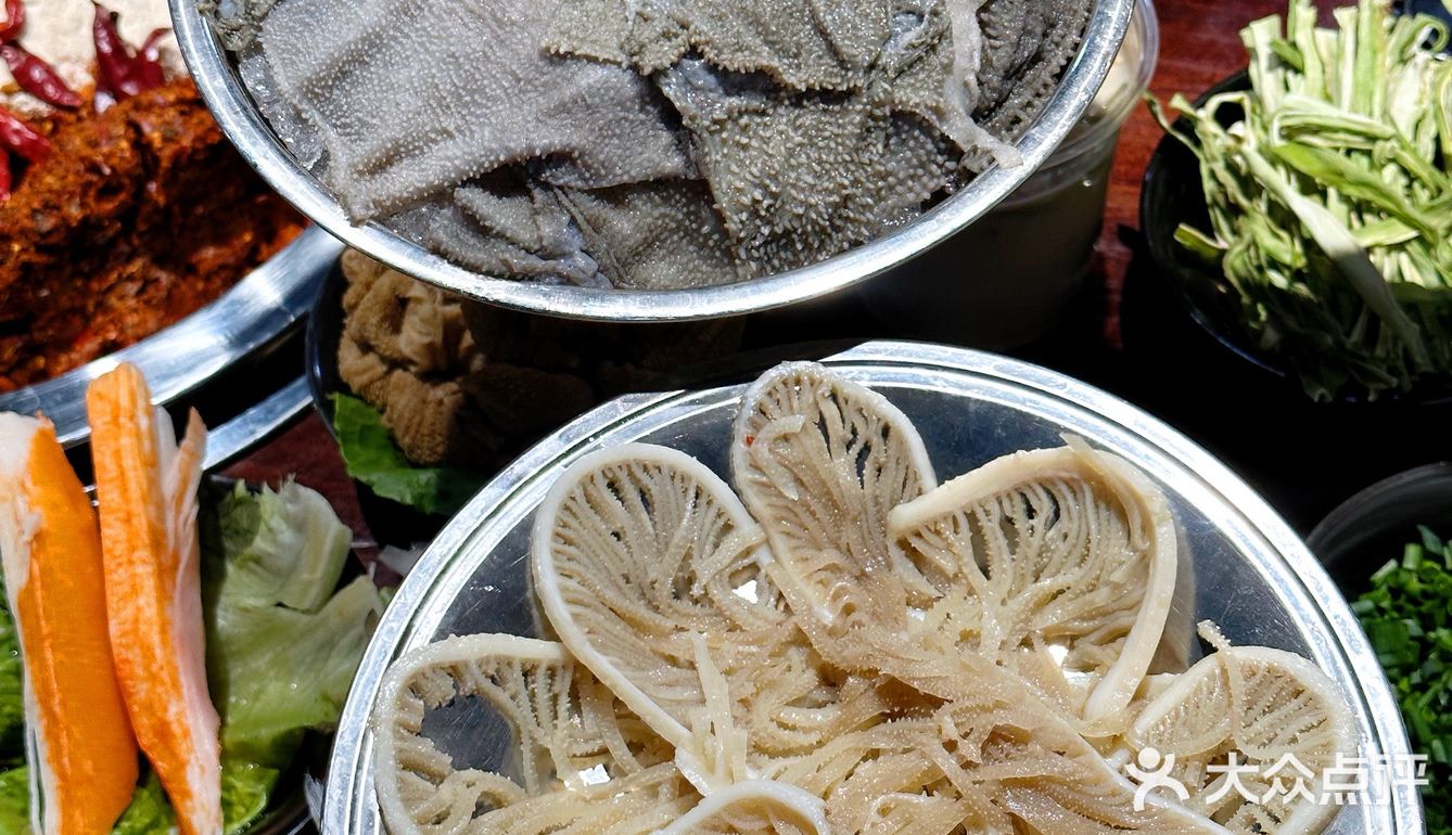 高考完的来这吃火锅保你高兴哈哈哈哈