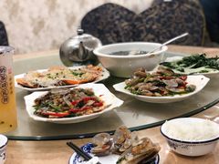 -双月饭店·20年老字号(新村店)