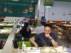 大堂-浪里寻·臻牛养生牛肉火锅(方圆荟店)