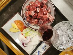 -毛辣果·贵州红酸汤牛肉火锅(西单店)