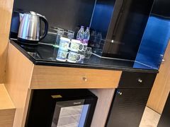 -上海虹桥西郊假日酒店