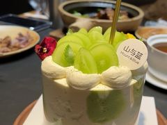 -山与蓝·轻糖鲜果蛋糕(勒泰店)