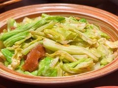 手撕卷心菜-纯阳•六两酒馆
