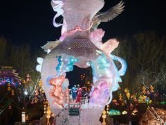 -淄博花灯齐彩城