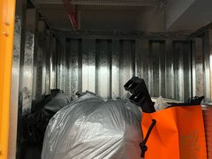 -安东易迷你仓自助寄存仓库(光复西路店)