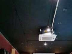 -苹果树下艺术餐厅(宋庄店)