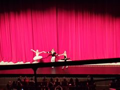 -交通银行前滩31演艺中心