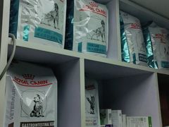 -宠颐生宠物医院外科·内科·皮肤科·影像科(石龙店)