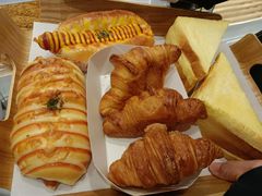 -85度C(生甜甜圈研究工坊·上海平凉店)