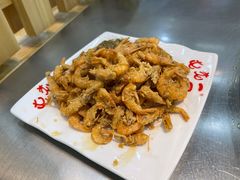 炸河虾-屯老二农家铁锅炖·行业领军者(梅江店)