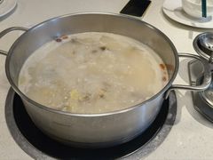 -煲王粤菜餐厅(中侨中心店)