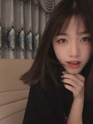 -丝语萱形象
