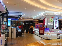-王府井百货熙地港店
