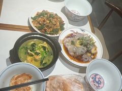 -忆江南·金鹏船宴