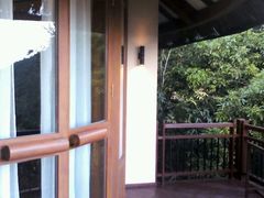 天堂阳台-三亚亚龙湾人间天堂鸟巢度假村