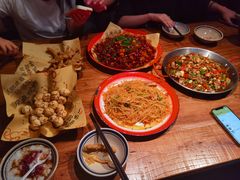 -泥糊破店小酒馆·团建聚餐(南京西路店)