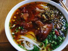 -矮子粉店1985·长沙米粉(湘春路店)