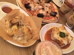 -城市大道红炉披萨烘焙坊