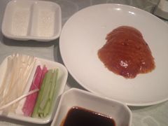 -湖庭壹品鸭王·传统北京烤鸭·别墅私房菜·庭院宵夜(江宁店)