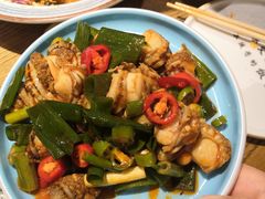 -喝丢一只鞋辣炒海鲜小烧烤(三八广场店)