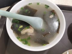 -董哥山城碗碗香(美专校街店)