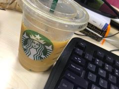 -星巴克(杭州银泰城西一店)