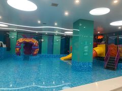 -Swim斯卫姆国际儿童游泳中心(红博中央公园店)