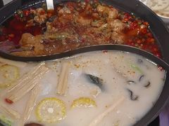 -新辣道鱼火锅(龙旗广场店)