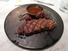 -La Mer Restaurant & Lounge