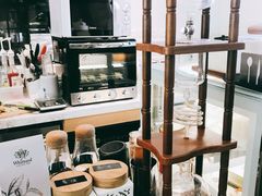 -彳亍咖啡·这里(水湾路店)