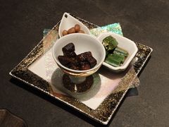 -铭牛烧肉·和牛海鲜自助(高新月牙湖店)