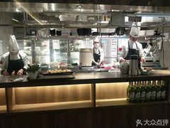 -捞王锅物料理(上海世茂广场店)