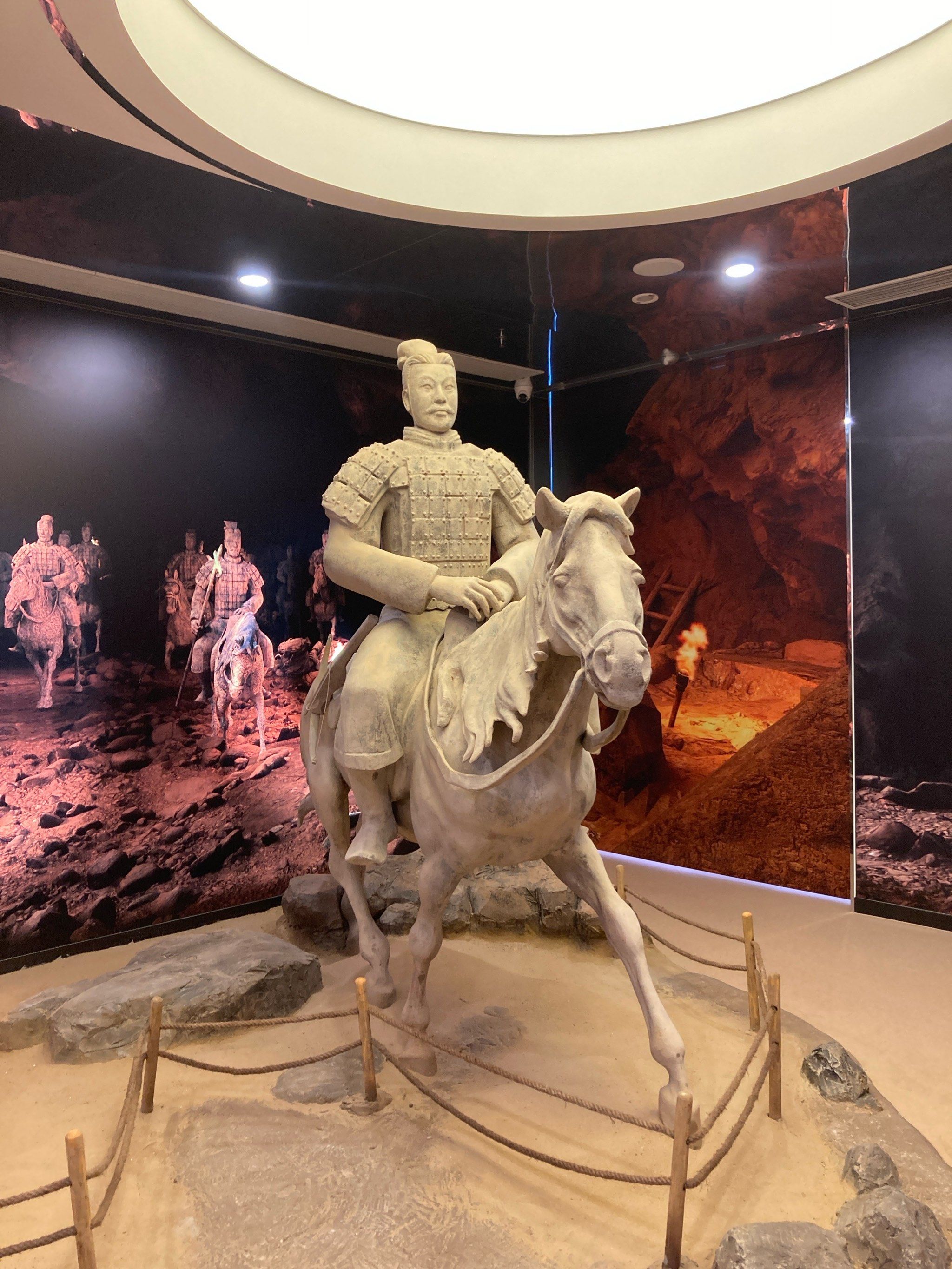 第二次来了 跟上次的剧情有点不一样耶 互