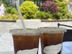 -HUGS coffee(东区店)