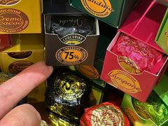 -VENCHI 闻绮(北京国贸商城店)